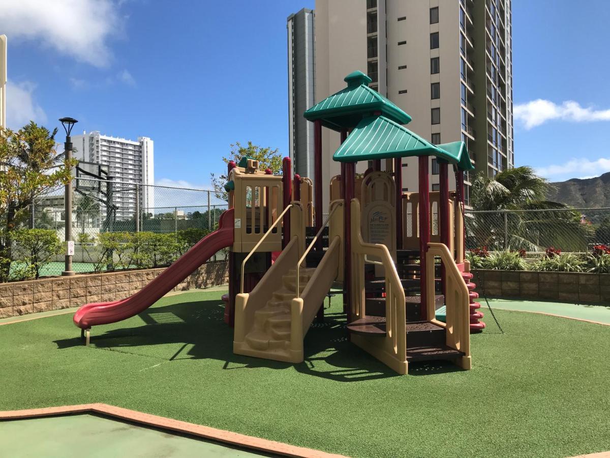 Mountain View Condo Near Beach With Free Parking! 檀香山 外观 照片