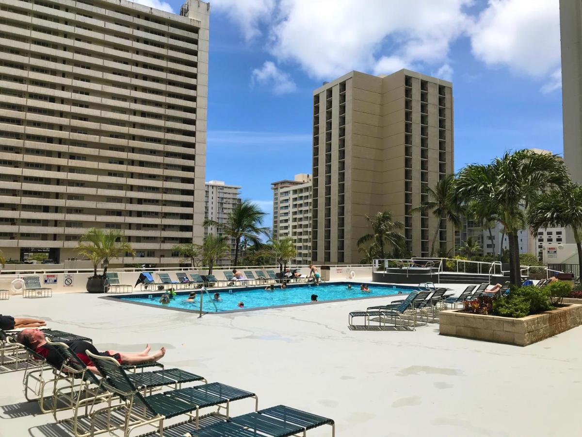 Mountain View Condo Near Beach With Free Parking! 檀香山 外观 照片