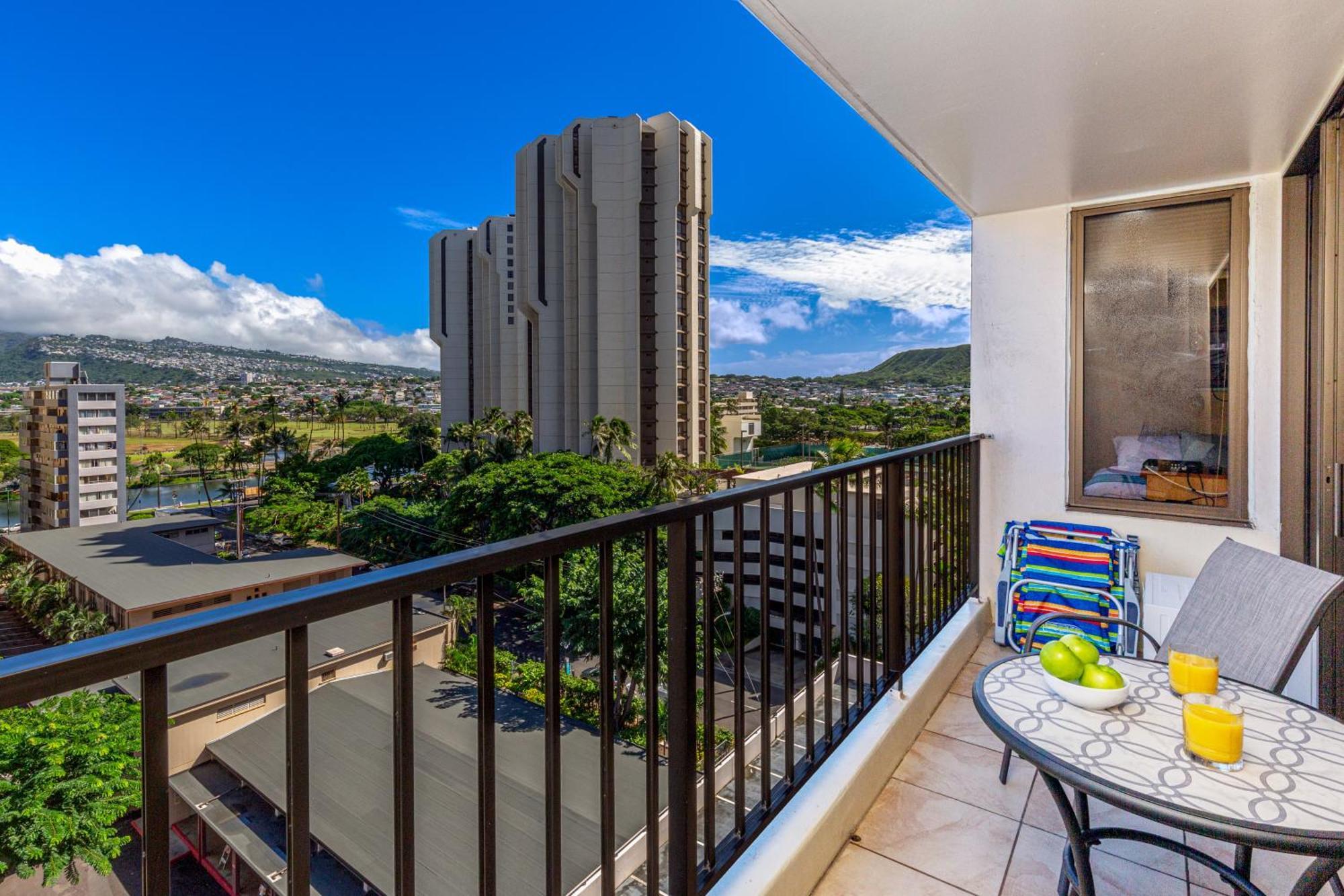 Mountain View Condo Near Beach With Free Parking! 檀香山 外观 照片